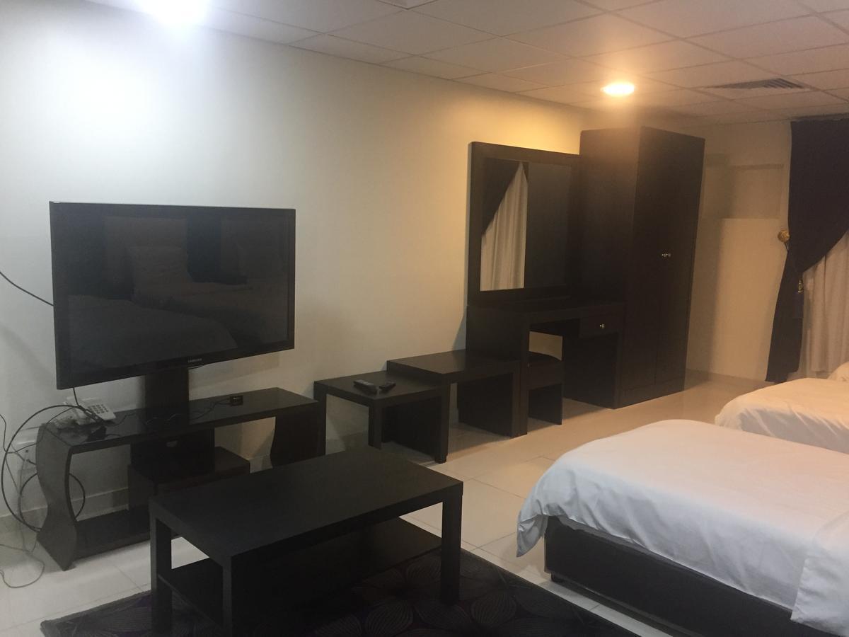 Holiday Furnished Units Dammam Exteriör bild